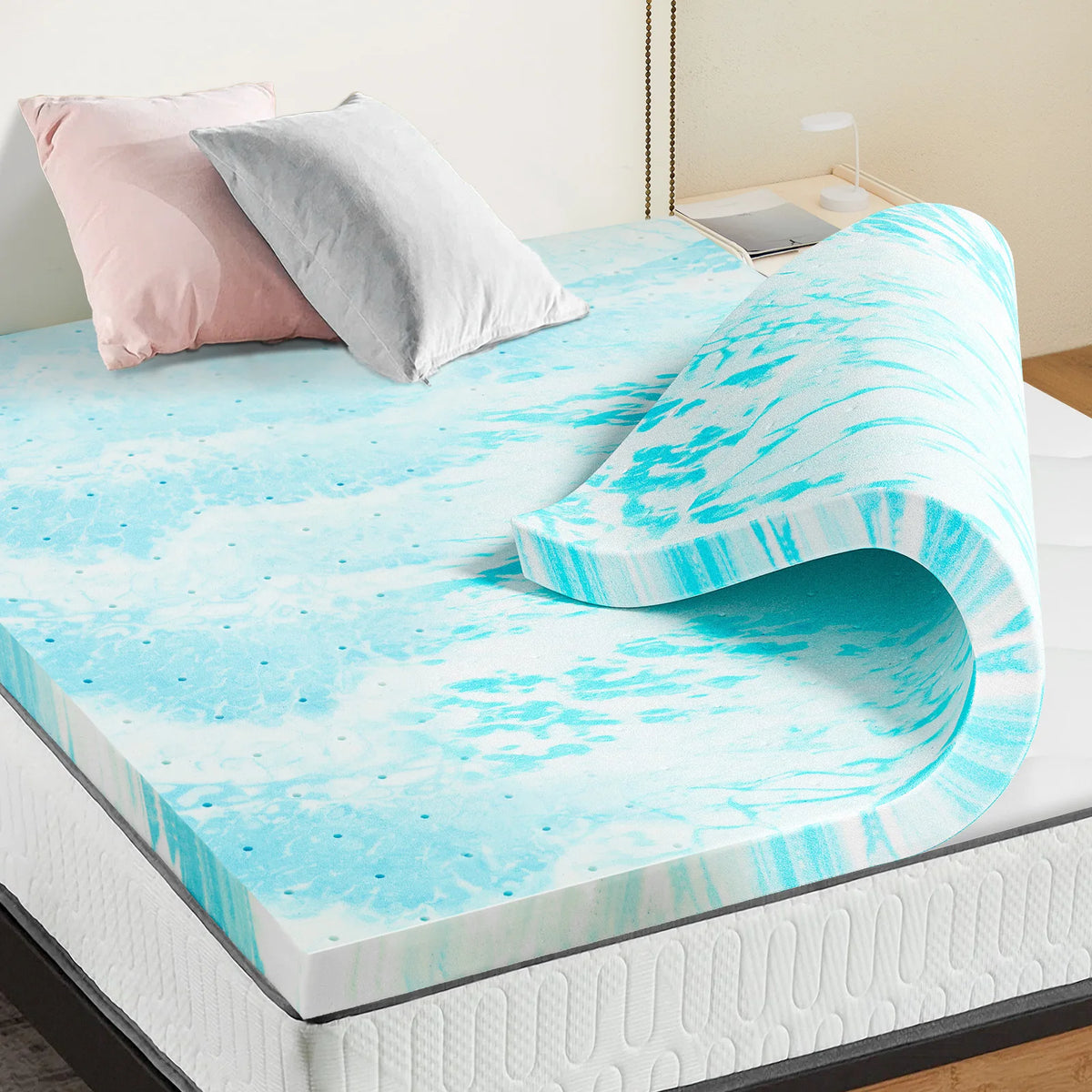 JHK Gel Memory Foam Mattress Topper Offers Cool Breathable Comfort